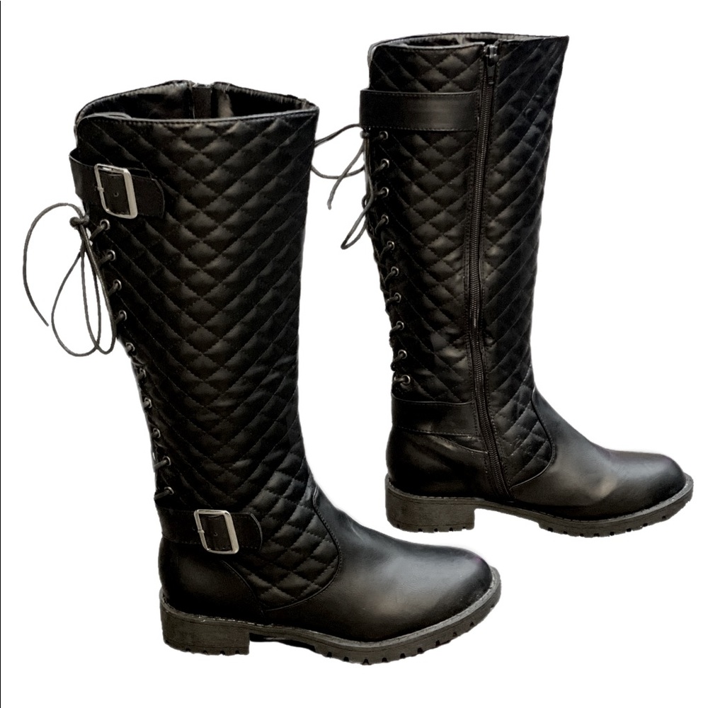 NEW! Knee high lace up black
